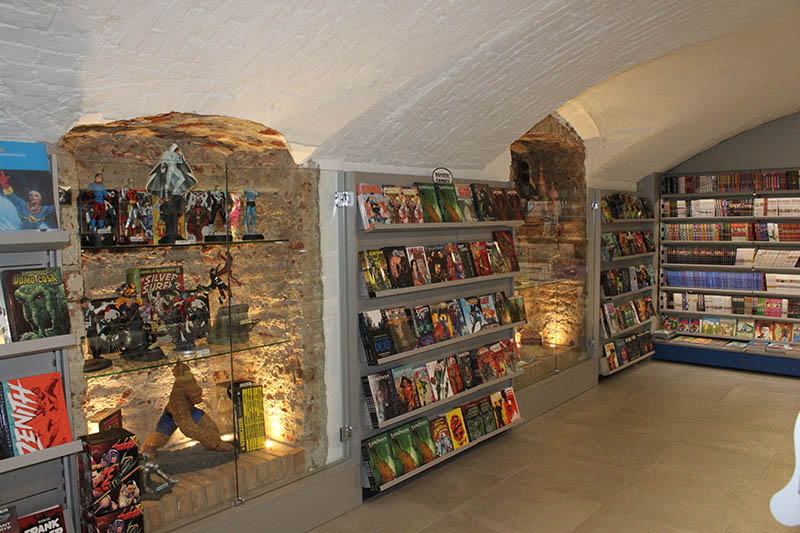 arredo comics store