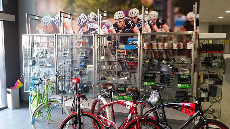 vetrina arredamento negozio bici