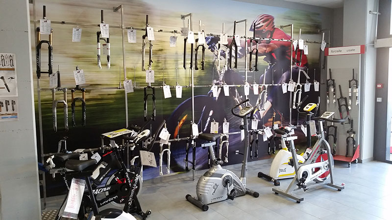 arredamento negozio biciclette arredamento negozio biciclette