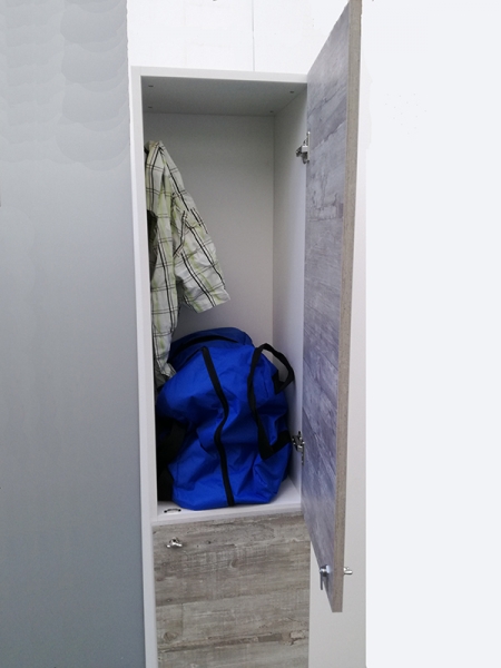 kleankin Aradietto Faraci a Parete a 3 Ripiani con 2 Chiavi di Sicurezza, Aradietto Porta