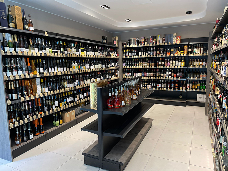 scaffali enoteca negozio alimentari scaffali enoteca negozio alimentari