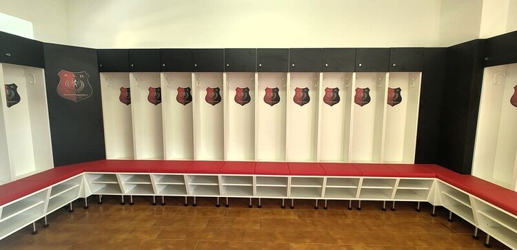 arredamento-spogliatoi-radicondoli-calcio